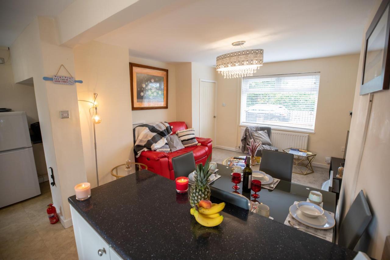 Og Stays Ii- 3Bedroom House Near Nissan & Stadium, Free Parking Sunderland  Eksteriør billede