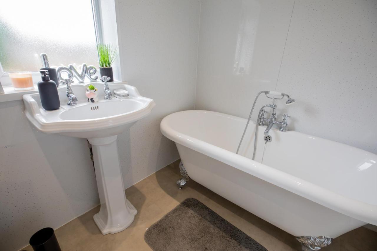 Og Stays Ii- 3Bedroom House Near Nissan & Stadium, Free Parking Sunderland  Eksteriør billede