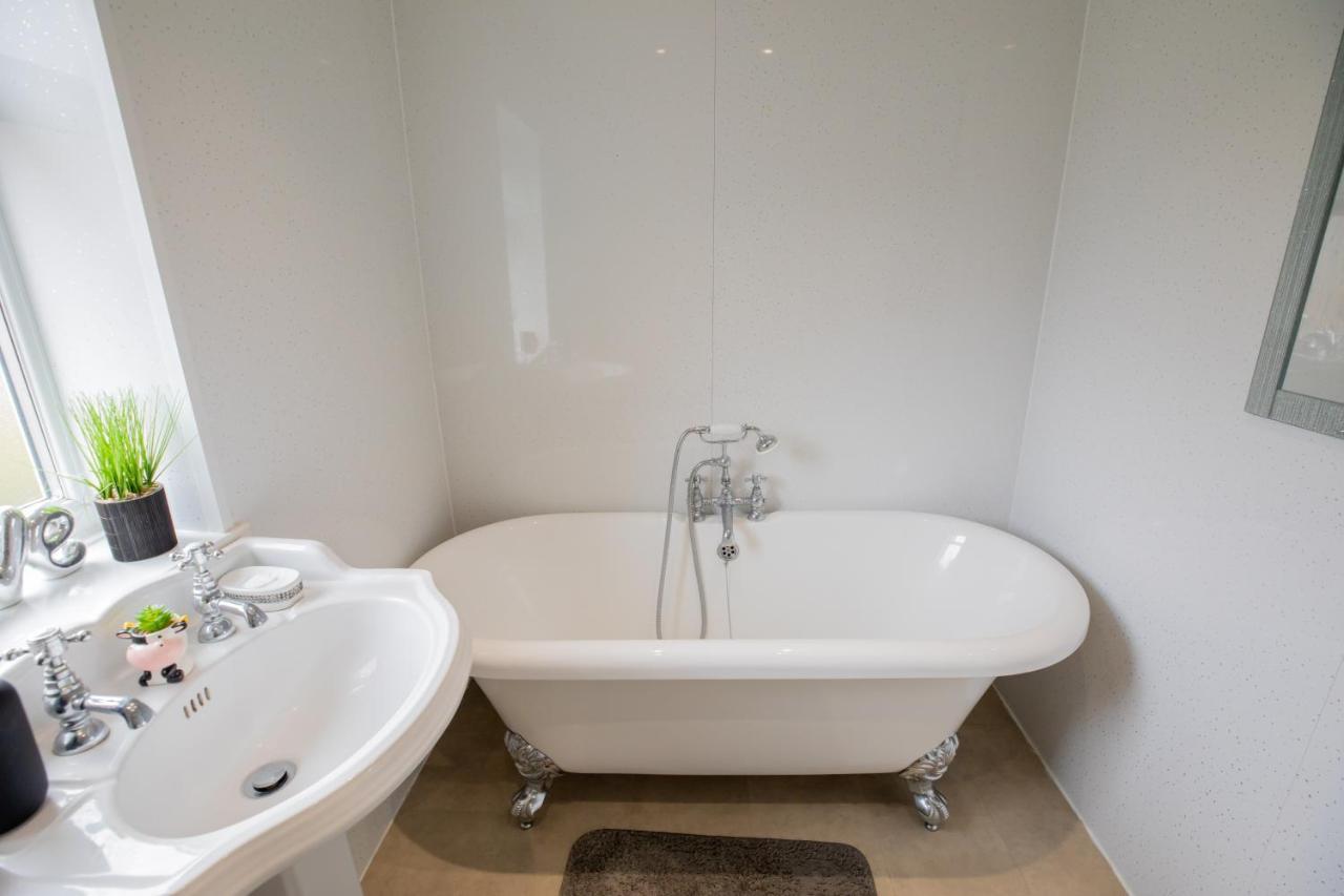 Og Stays Ii- 3Bedroom House Near Nissan & Stadium, Free Parking Sunderland  Eksteriør billede