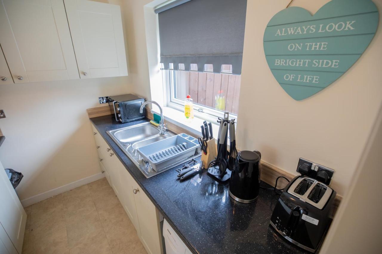 Og Stays Ii- 3Bedroom House Near Nissan & Stadium, Free Parking Sunderland  Eksteriør billede