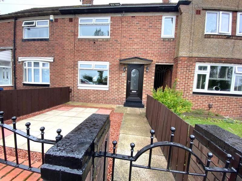 Og Stays Ii- 3Bedroom House Near Nissan & Stadium, Free Parking Sunderland  Eksteriør billede